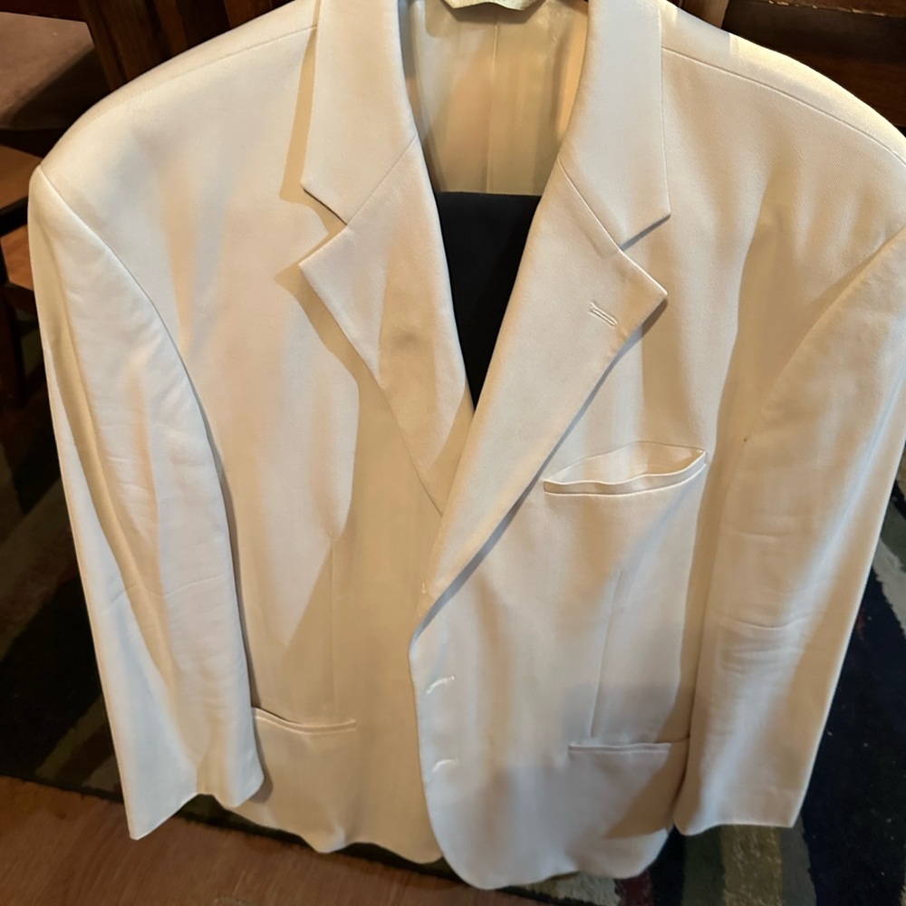 Joseph & Feiss 100% washed silk blazer. Excellent condition